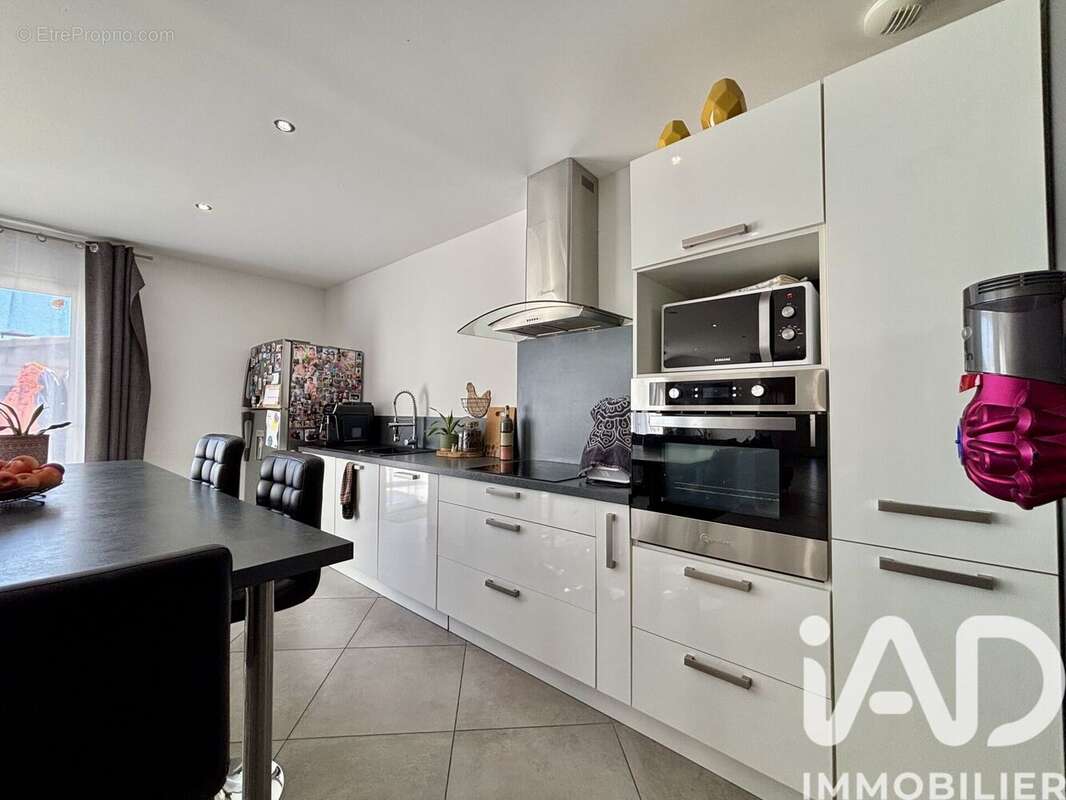 Maison 119 m² à Causses-Et-Veyran  - photo 8