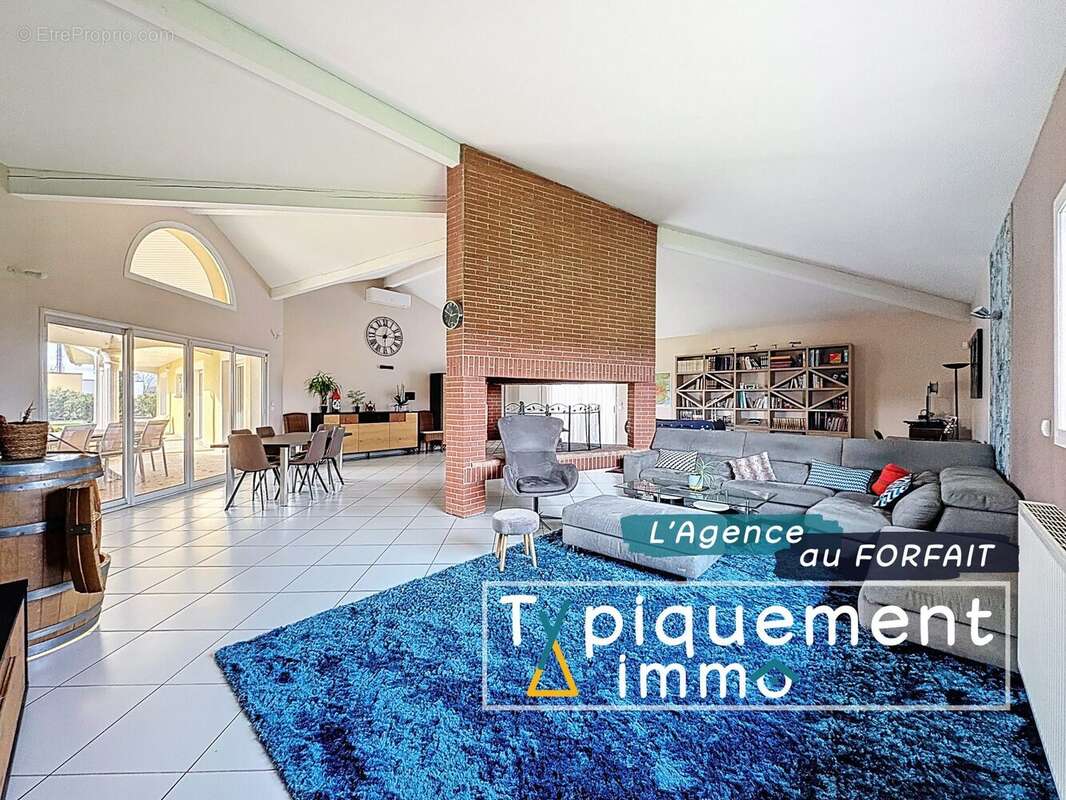 Maison 238 m² à Saint-Lys  - photo 9