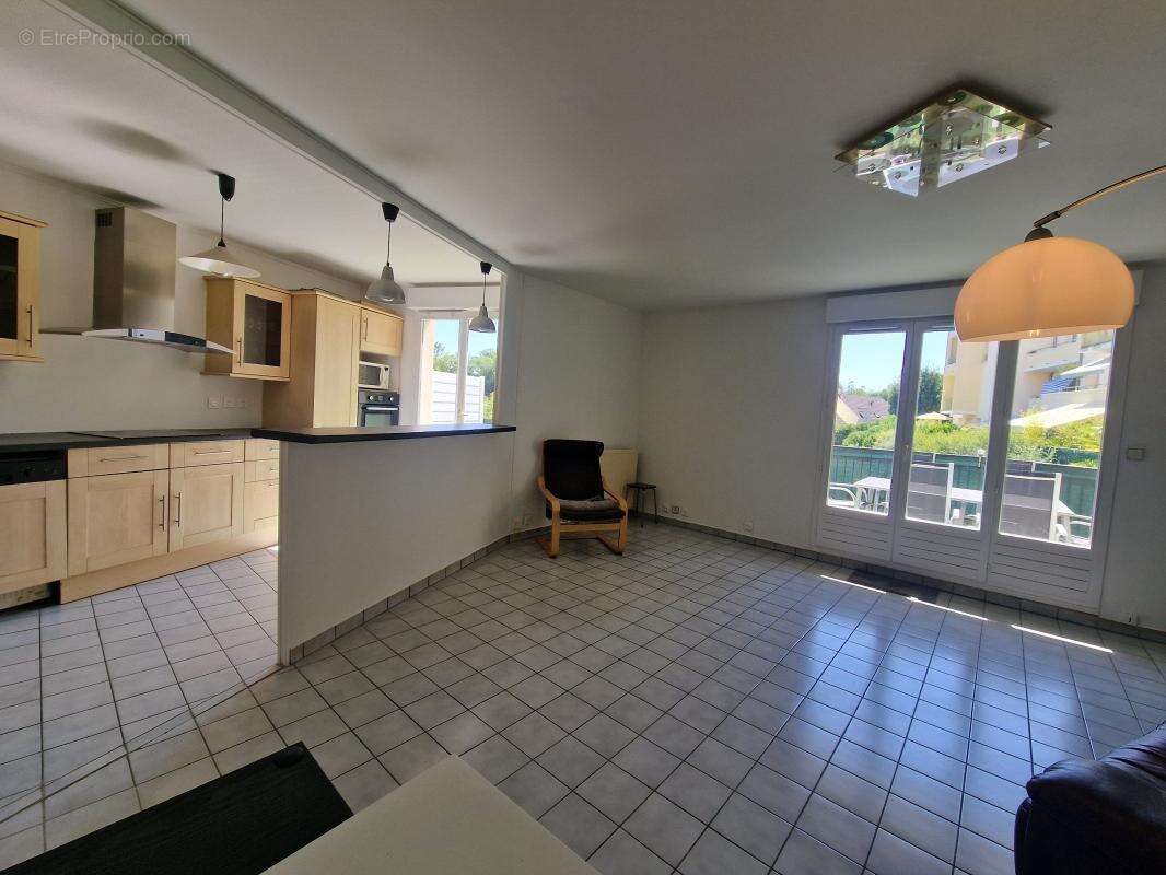 Appartement à VAIRES-SUR-MARNE