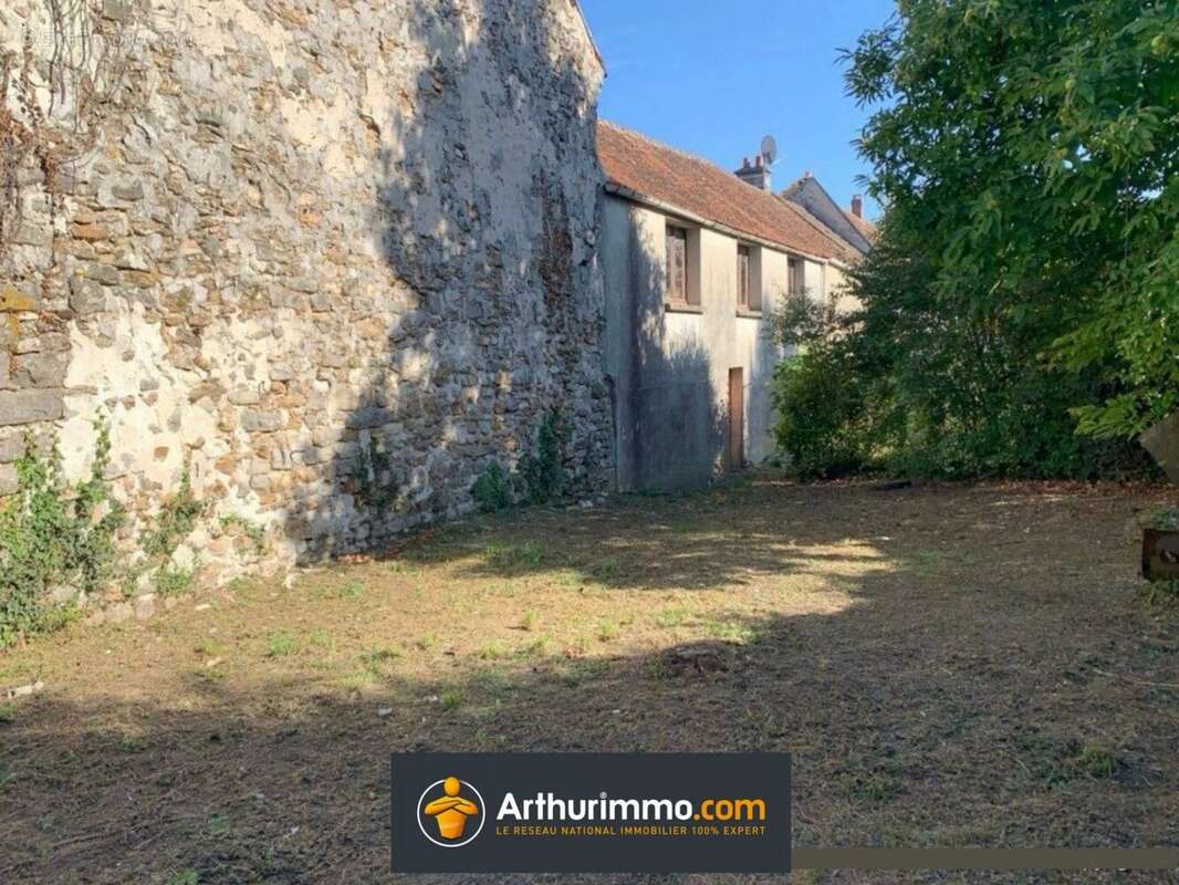 Maison à COULOMMIERS
