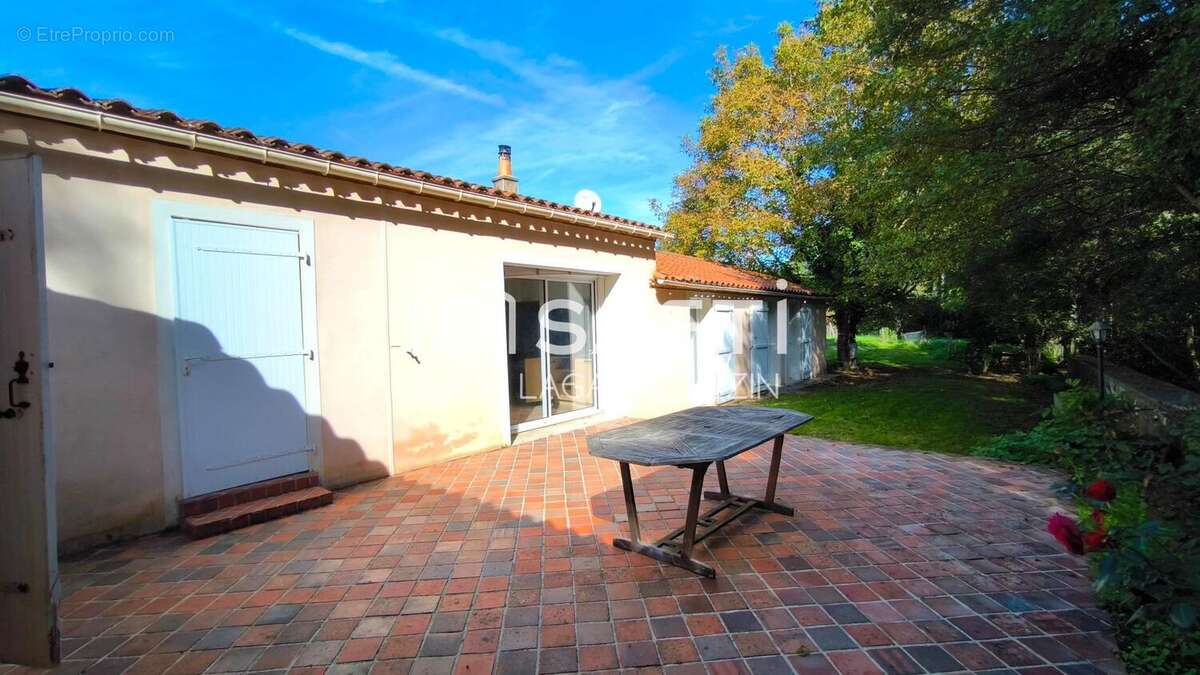 Photo 2 - Maison à NESMY