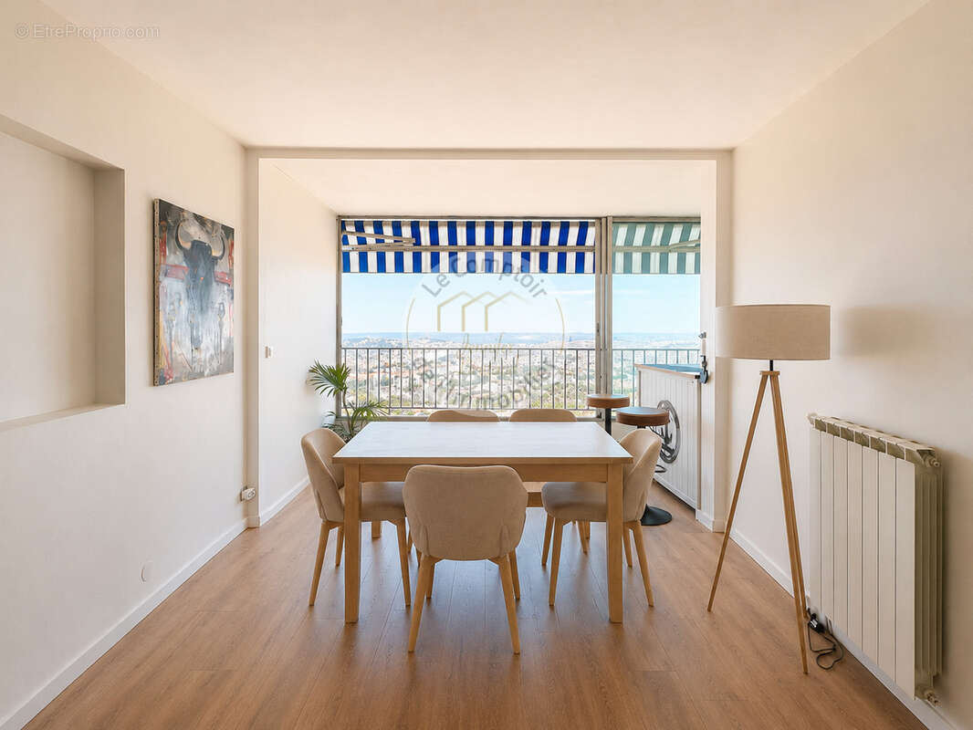 Appartement à MARSEILLE-9E