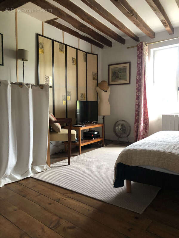 Maison à VIENNE-EN-ARTHIES