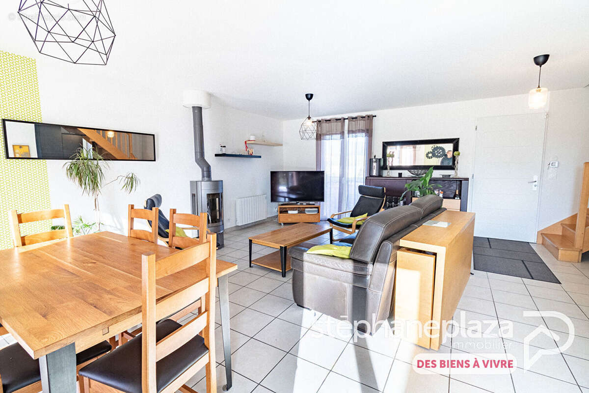 Maison à BELLEVILLE