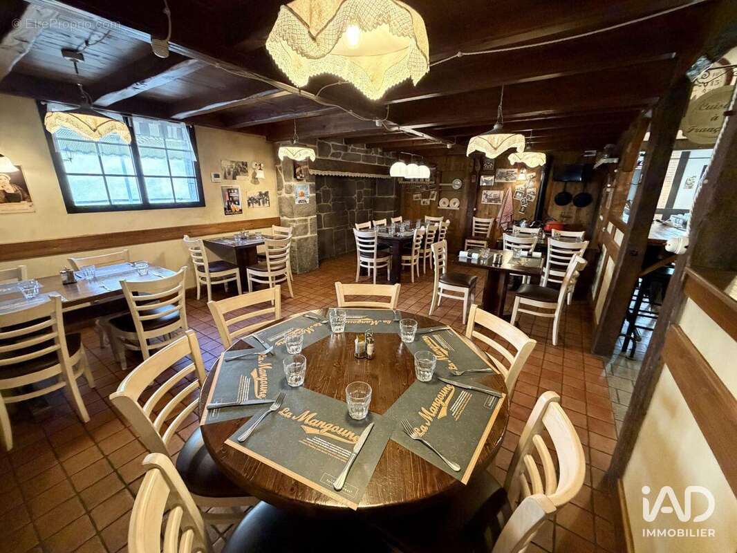 Photo 3 - Commerce à AURILLAC