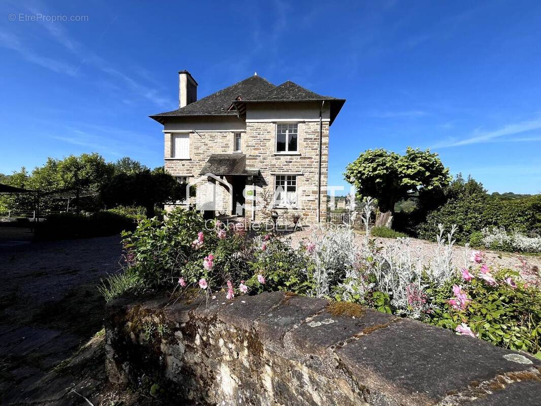 Photo 1 - Maison à UZERCHE