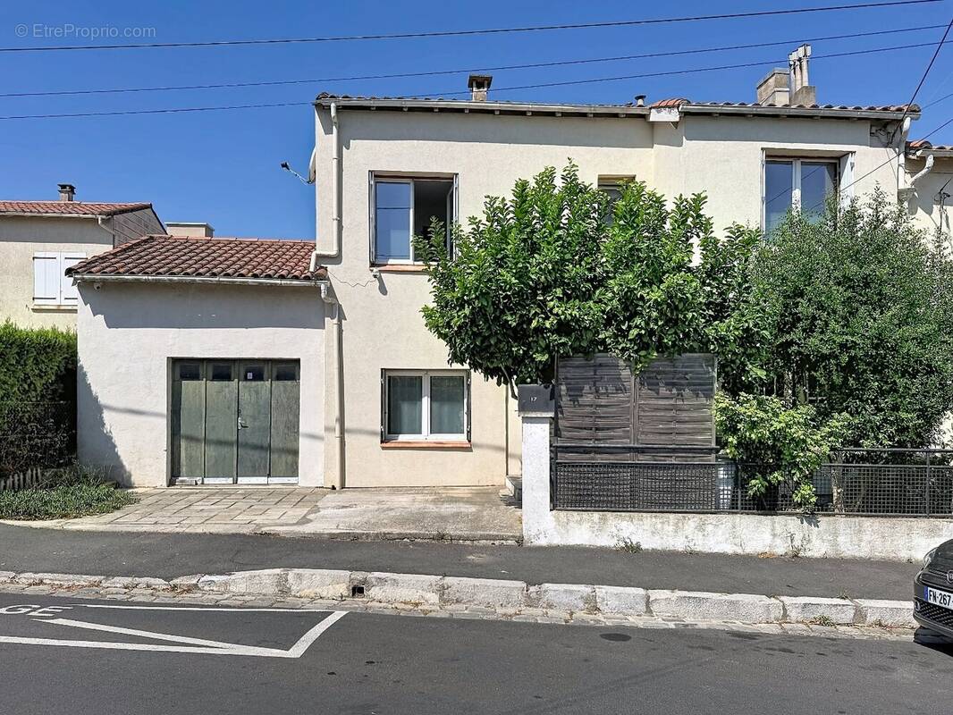 Maison à BEZIERS