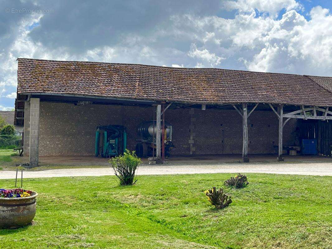 Maison à BAIGNES-SAINTE-RADEGONDE