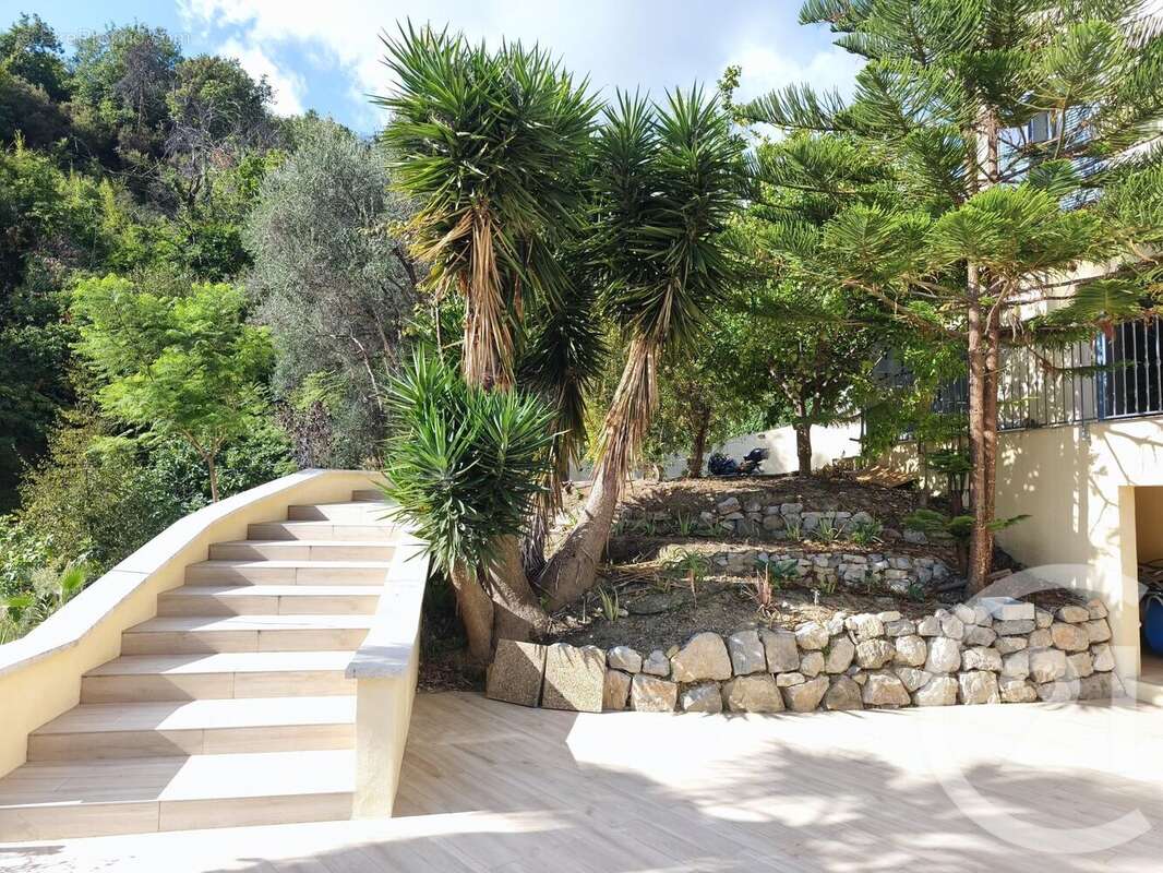 Maison à SAINTE-AGNES