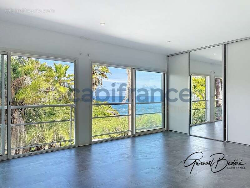 Villa Vue mer à vendre sur SAINTE ANNE (971) Guadeloupe - photo 11