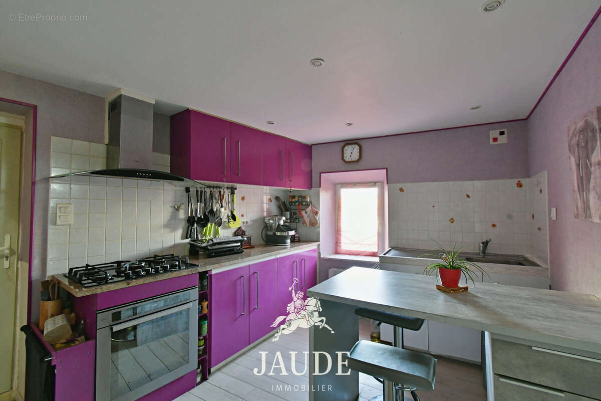 Maison à LA SAUVETAT