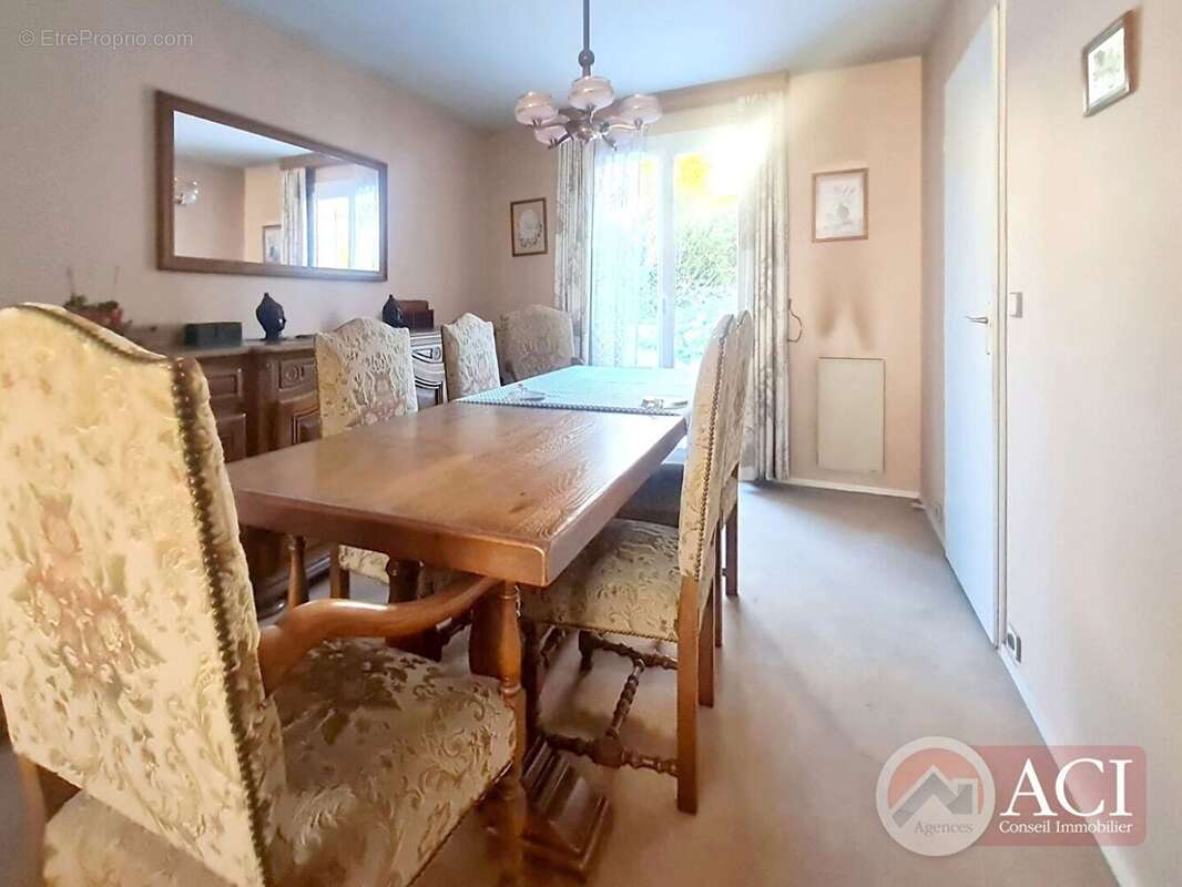 55054779d.jpg - Maison à SAINT-BRICE-SOUS-FORET