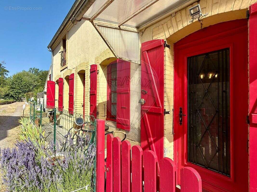 Maison à SAINT-LEGER-DES-VIGNES