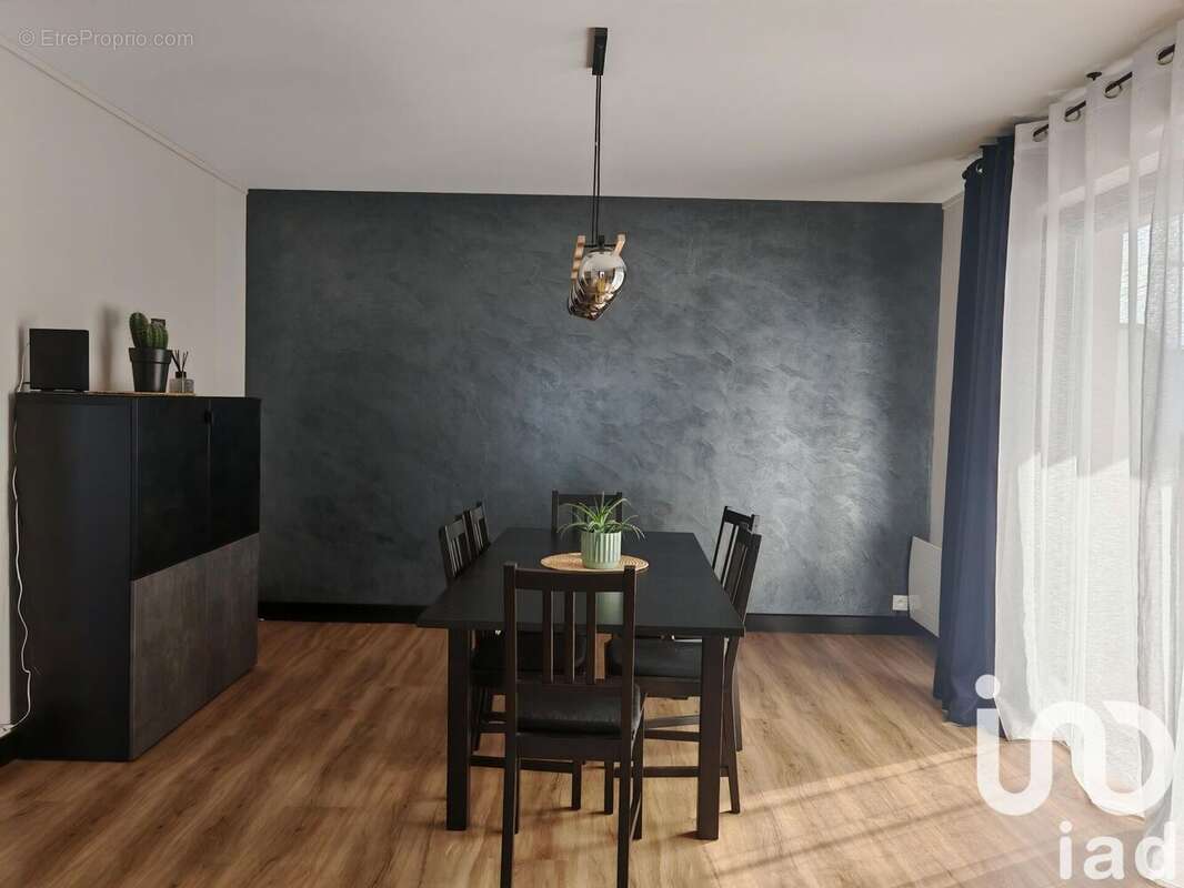 Photo 2 - Appartement à LA GUERCHE-DE-BRETAGNE