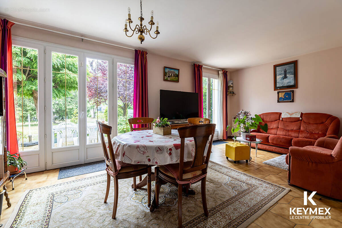 Maison à TRIEL-SUR-SEINE