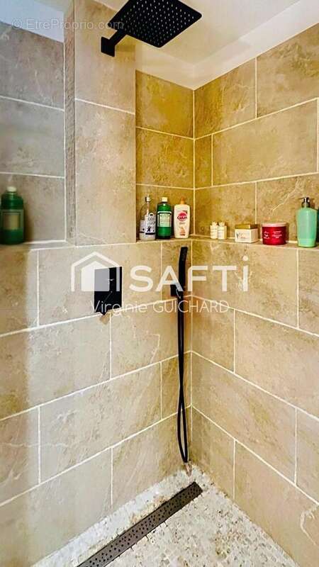 Appartement 51 m² à Digne-Les-Bains  - photo 8