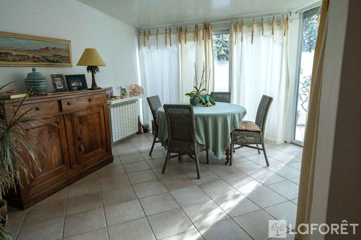 Maison à SAUSSET-LES-PINS