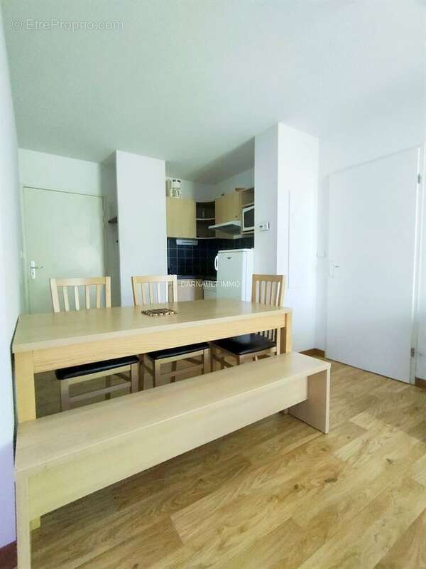 Apt t3 45m2 meuble avec balcon et parking - centre-ville luchon - photo 3
