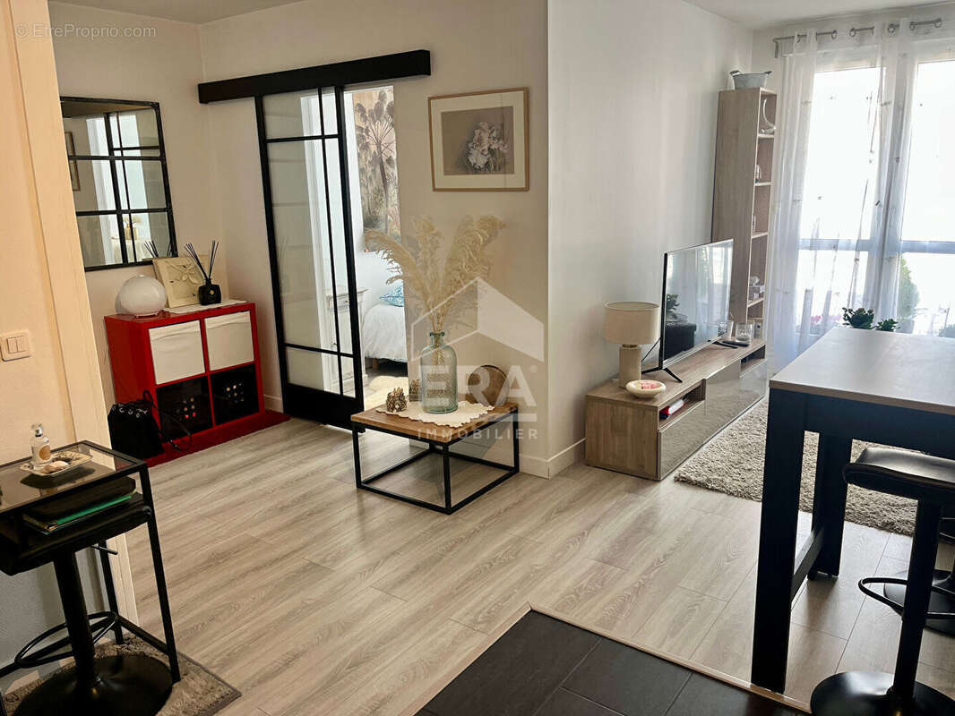 Appartement à VILLEPREUX