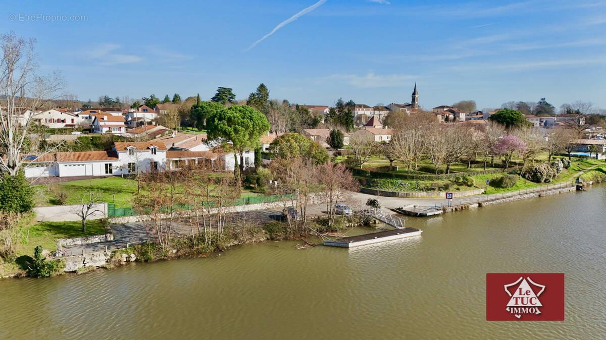 Maison à SAINT-SYLVESTRE-SUR-LOT