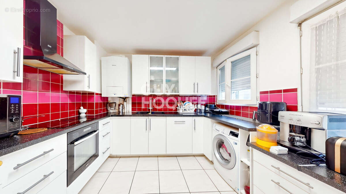 Maison à BAILLY-ROMAINVILLIERS