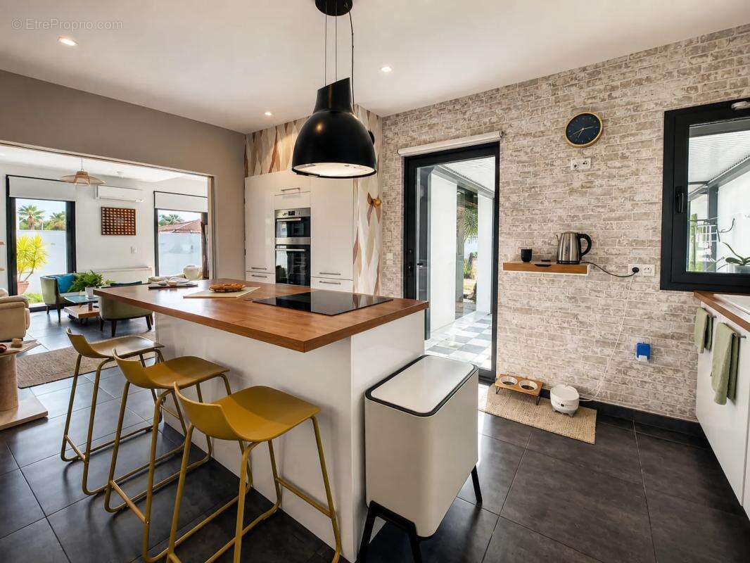 Belle villa contemporaine de 5 pièces de 136 m² à Perpignan Sud - photo 7