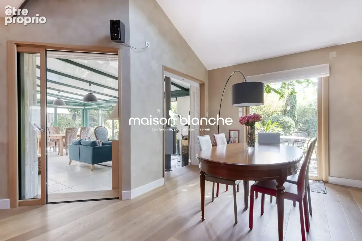 Maison 6 pièces 206 m² à vendre à Les Ponts-De-Ce (49130) - photo 4