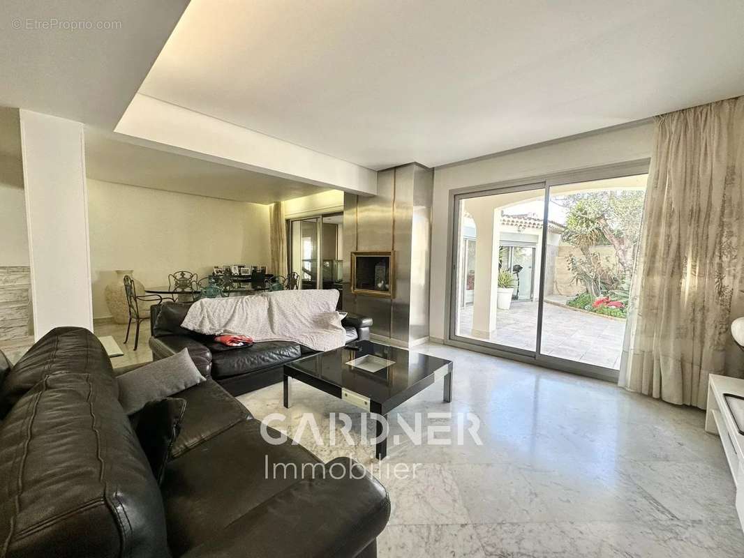 Maison à MARSEILLE-10E