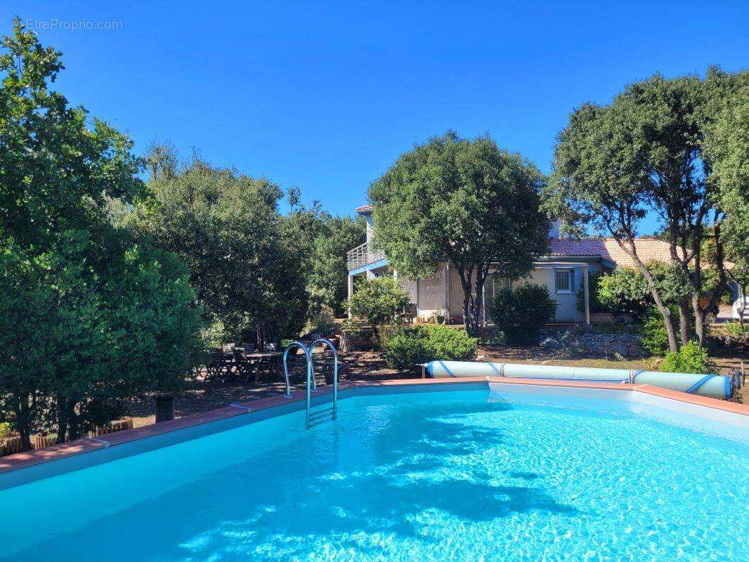 Maison à GINASSERVIS