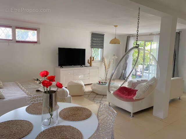 Cassis - Vente villa composée de plusieurs logements - photo 10