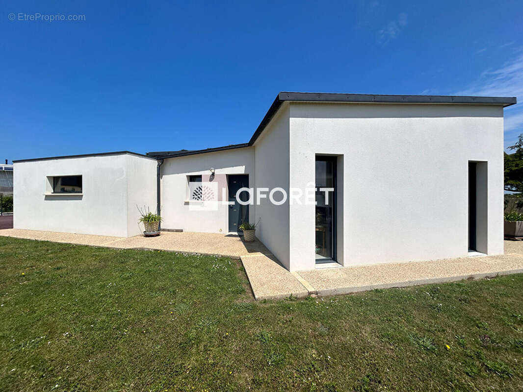 Maison à PLEUBIAN