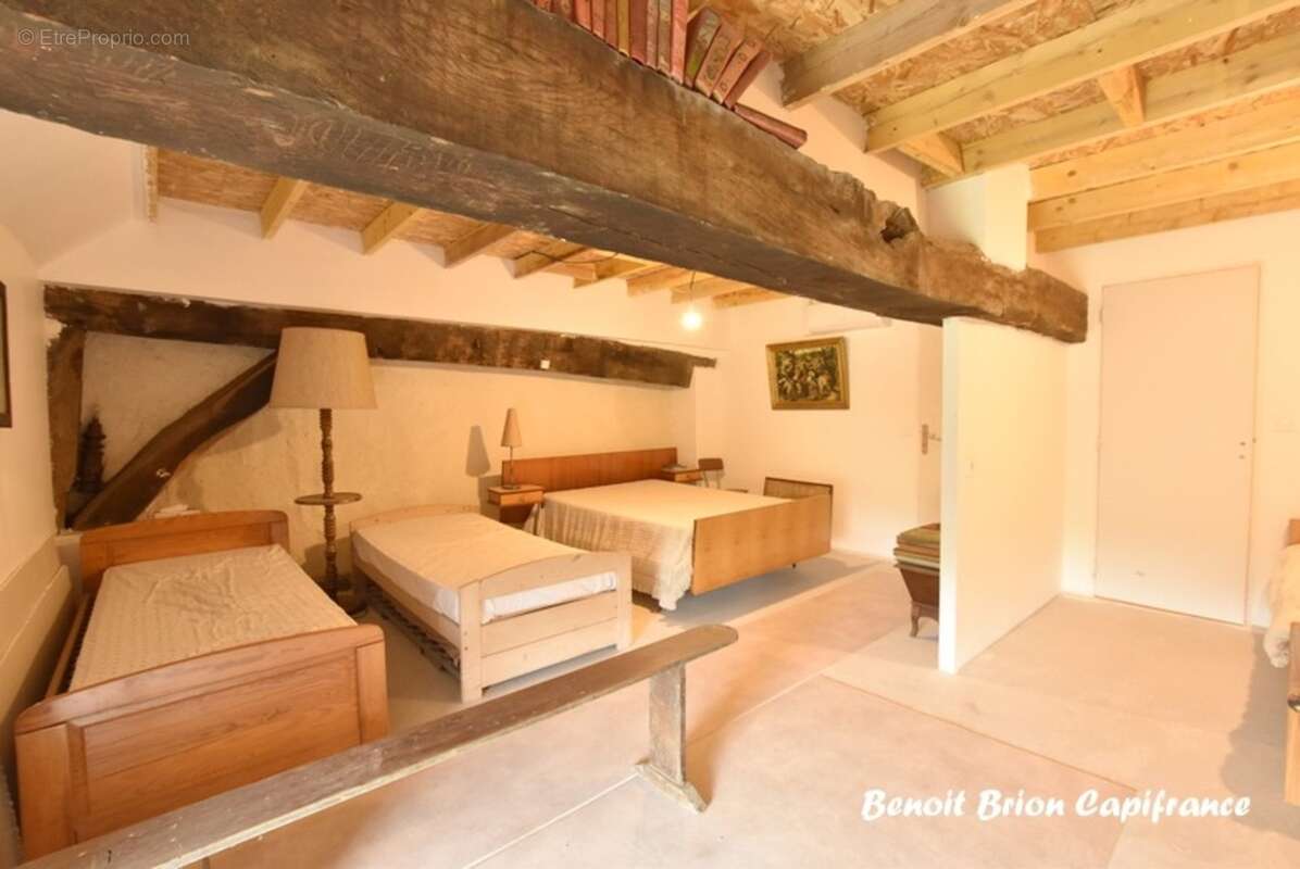 À vendre – Demeure historique en pierre d'environ 260 m² sur 2 hectares – Lapenty (50), à proximité de Saint-Hilaire-du-Harcouët - photo 18