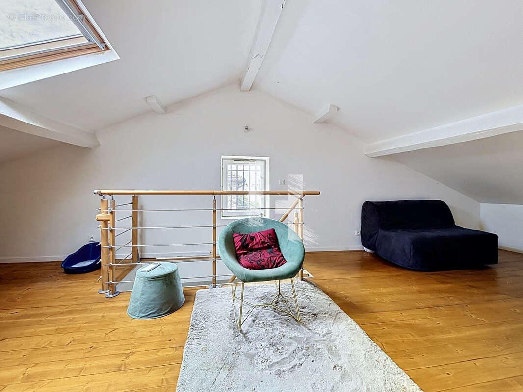 Maison 4 pieces 100m2 terrain 221 m2 - 69100 villeurbanne - photo 11