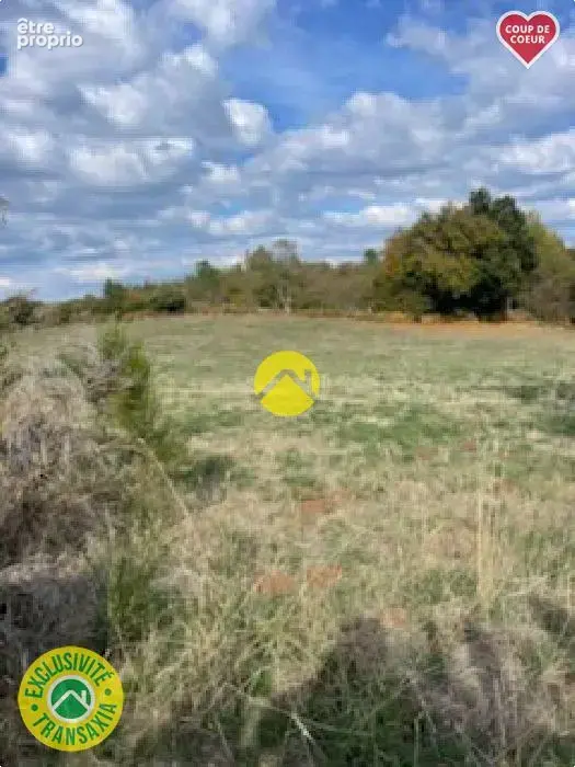 Terrain à PIERREFORT