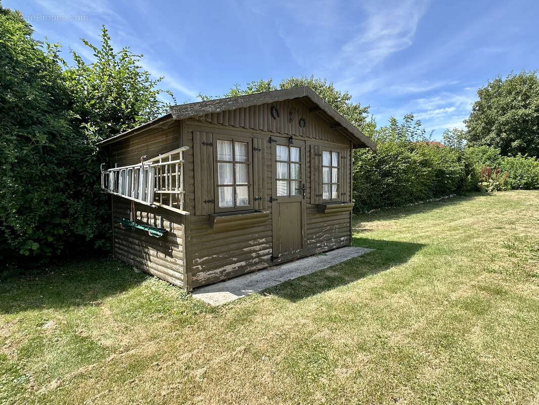 Plain-pied, 3 chambres, garage et jardin - photo 12