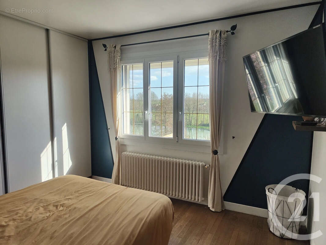 Maison à MESVES-SUR-LOIRE