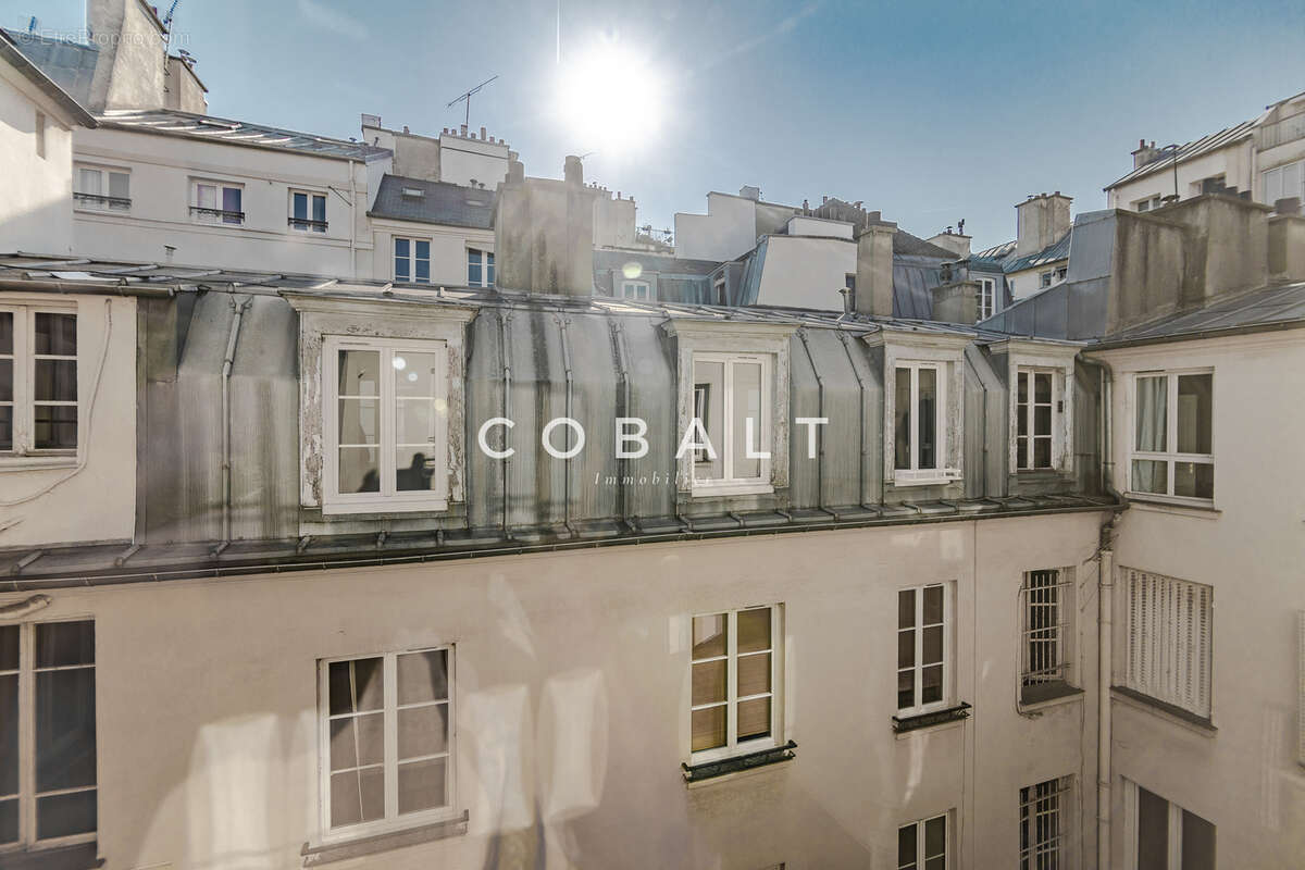 Appartement à PARIS-3E