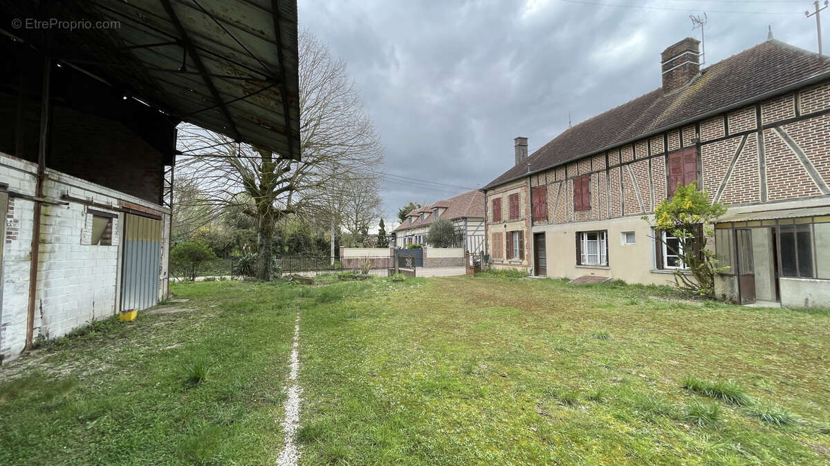Maison à CRESANTIGNES