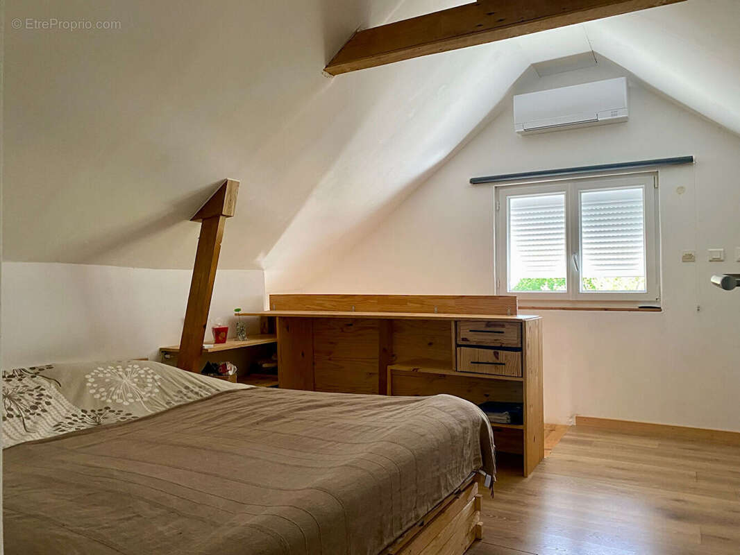 Maison à BOURG-BRUCHE