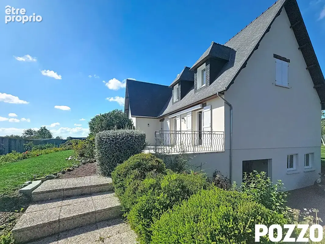 Maison Coutances - Emplacement privilégié pour commerces- 168 m² avec sous-sol - photo 2