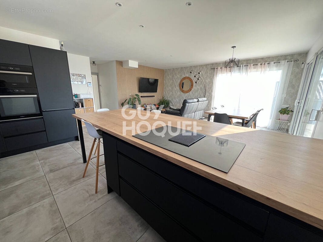 Maison à ROZIER-EN-DONZY