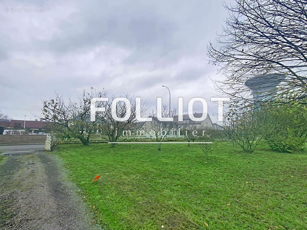 Terrain à GRANVILLE