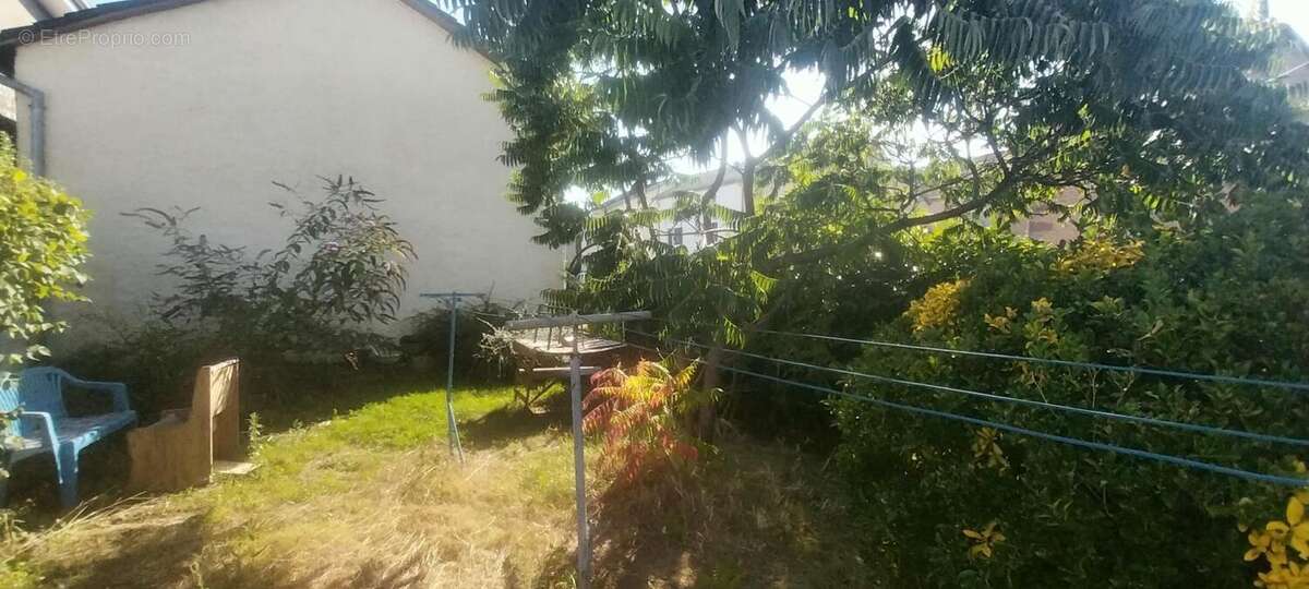 Maison à LA CHAPELLE-LES-LUXEUIL