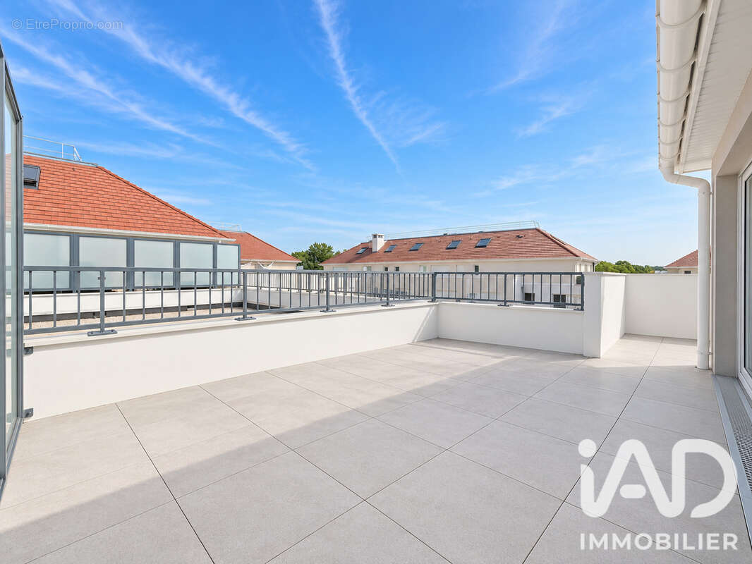 Appartement 66 m² à Ozoir-La-Ferriere  - photo 2