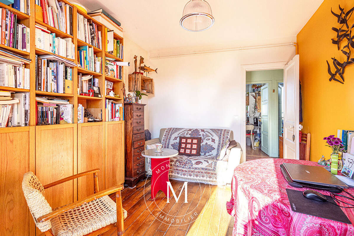 Appartement à MONTROUGE