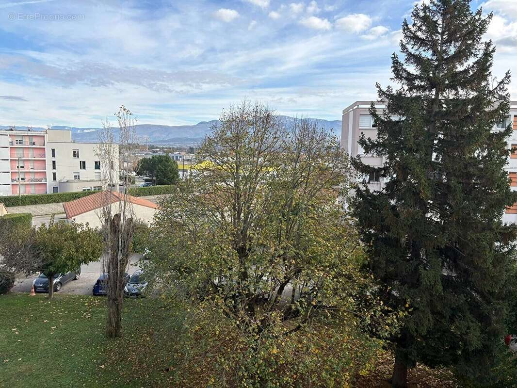 Appartement à ROMANS-SUR-ISERE