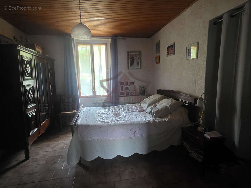 Maison à ROBIAC-ROCHESSADOULE