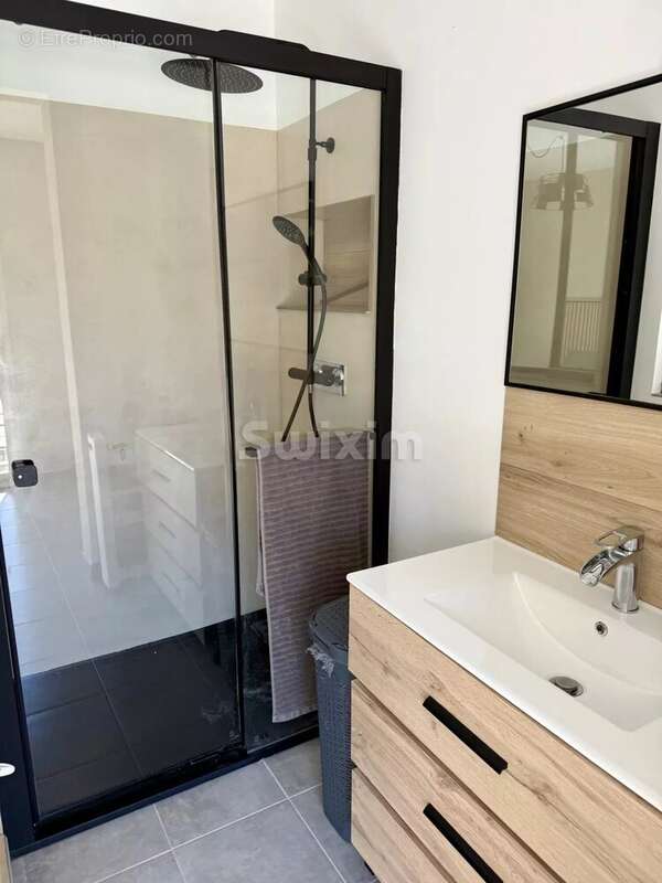 Maison à SAINT-PAUL-TROIS-CHATEAUX