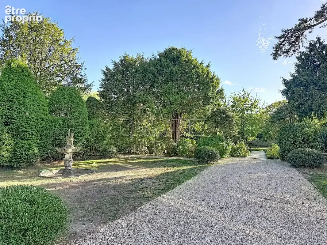 Maison 15 pièces 722 m² à vendre à Versailles (78000) - photo 2