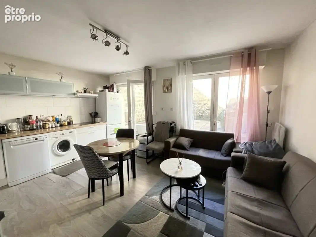 Pontoise quartier notre dame centre ville-gare appartement 2 pieces avec cour privee - photo 8